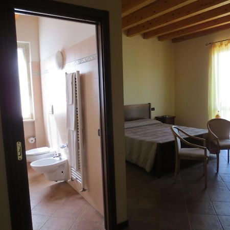 Agriturismo Parco Del Chiese Bedizzole Экстерьер фото